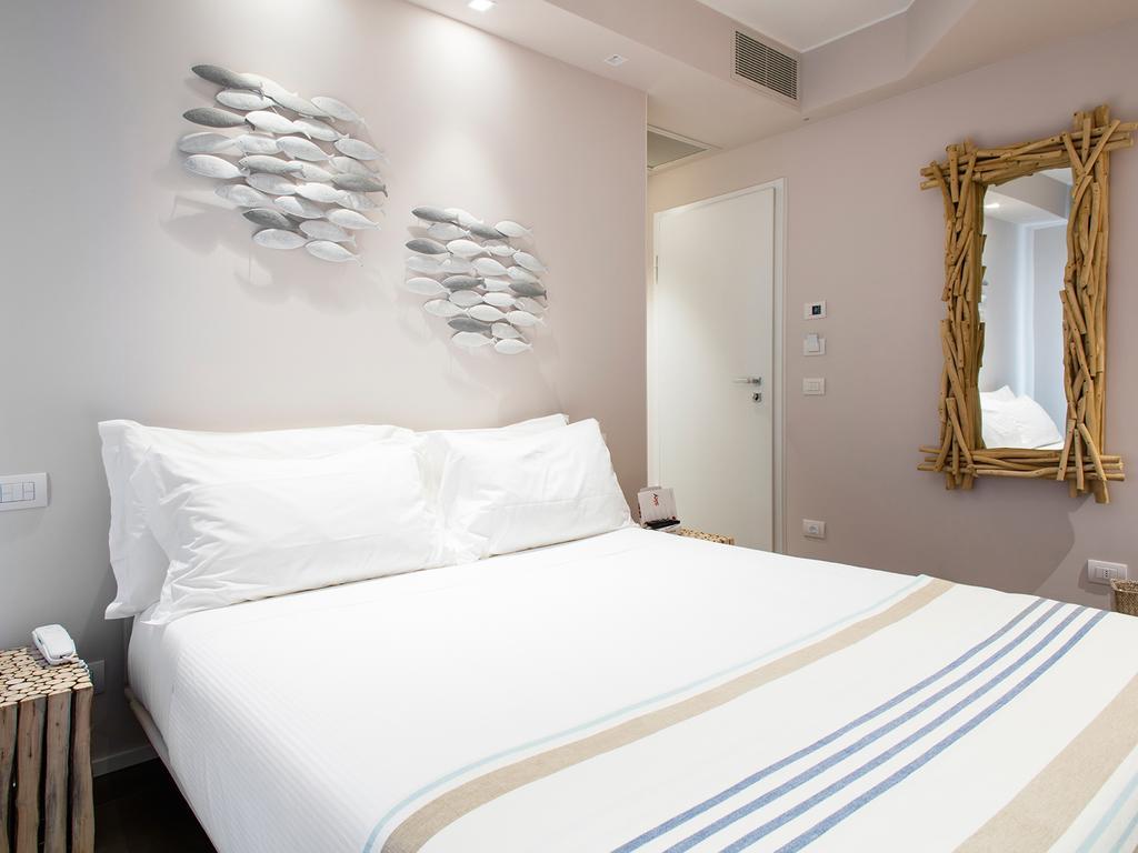 Mane Boutique Hotel Roseto Degli Abruzzi Δωμάτιο φωτογραφία